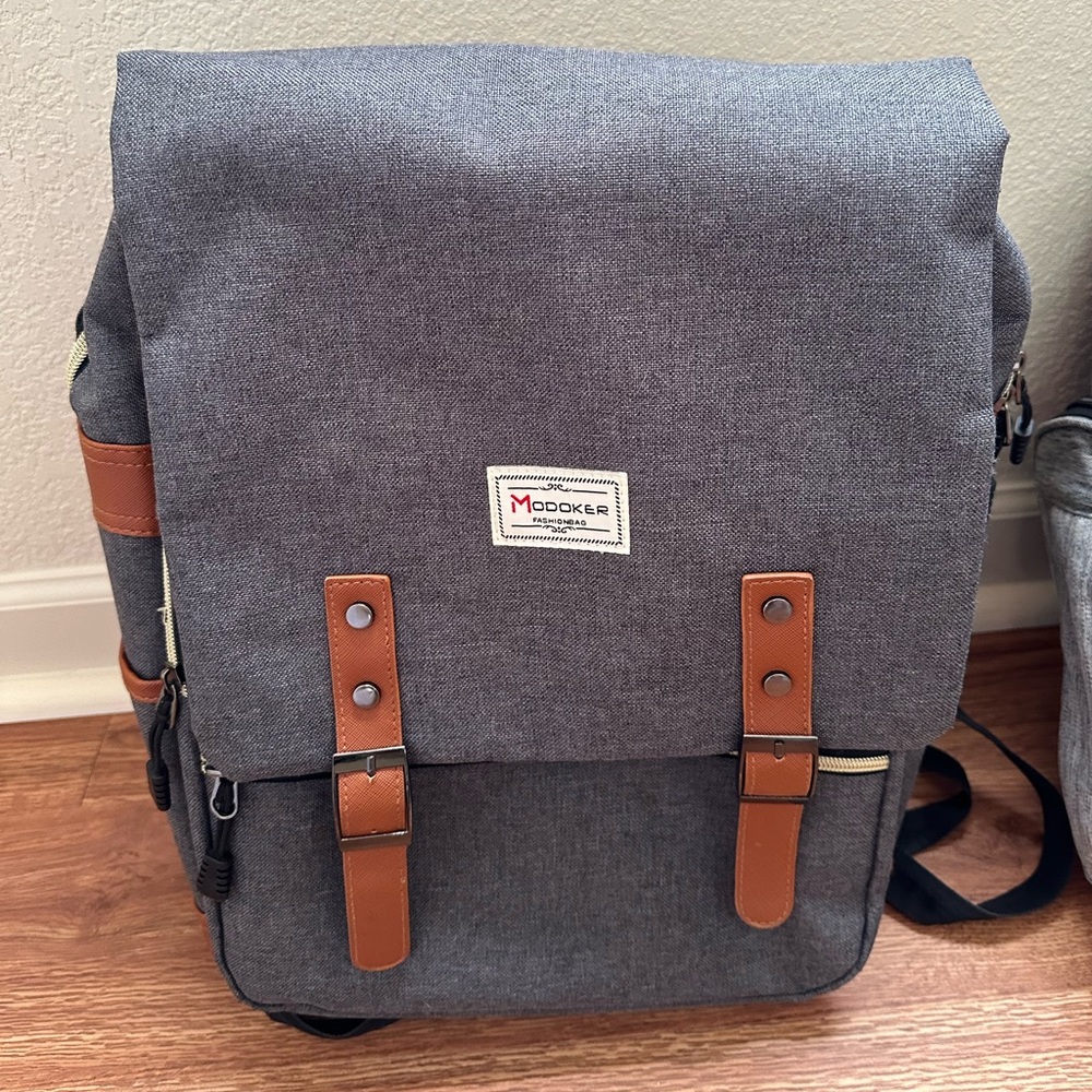 Baby diaper bags